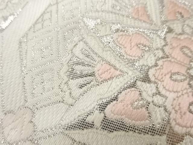  九百錦プラチナ箔蜀江に華文模様織出し袋帯